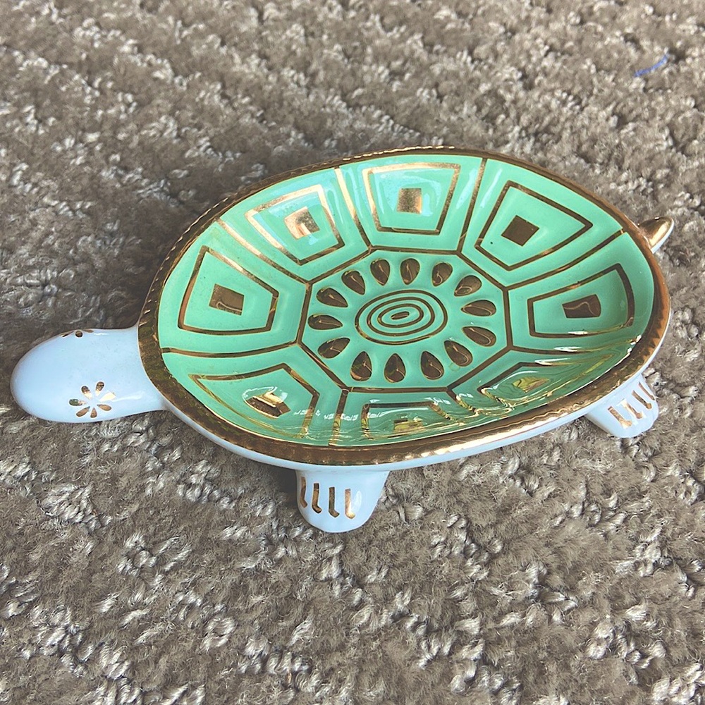 NWT Francesca’s Ceramic Turtle Jewelry Trinket Dish, Green Teal Pearl Gold